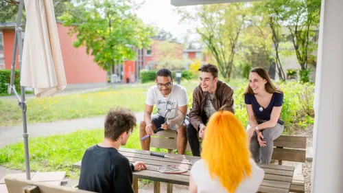 Jugendliche mit und ohne Migrationshintergrund vernetzen sich im Projekt Powerbank