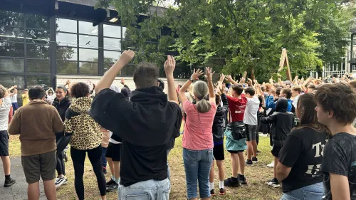 Gemeinsam aufwärmen, gemeinsam Spenden sammeln